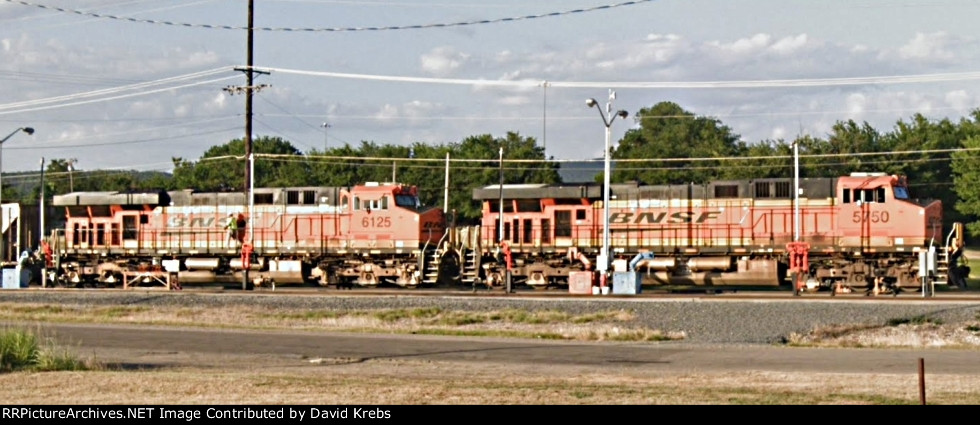 BNSF 5750 & 6125